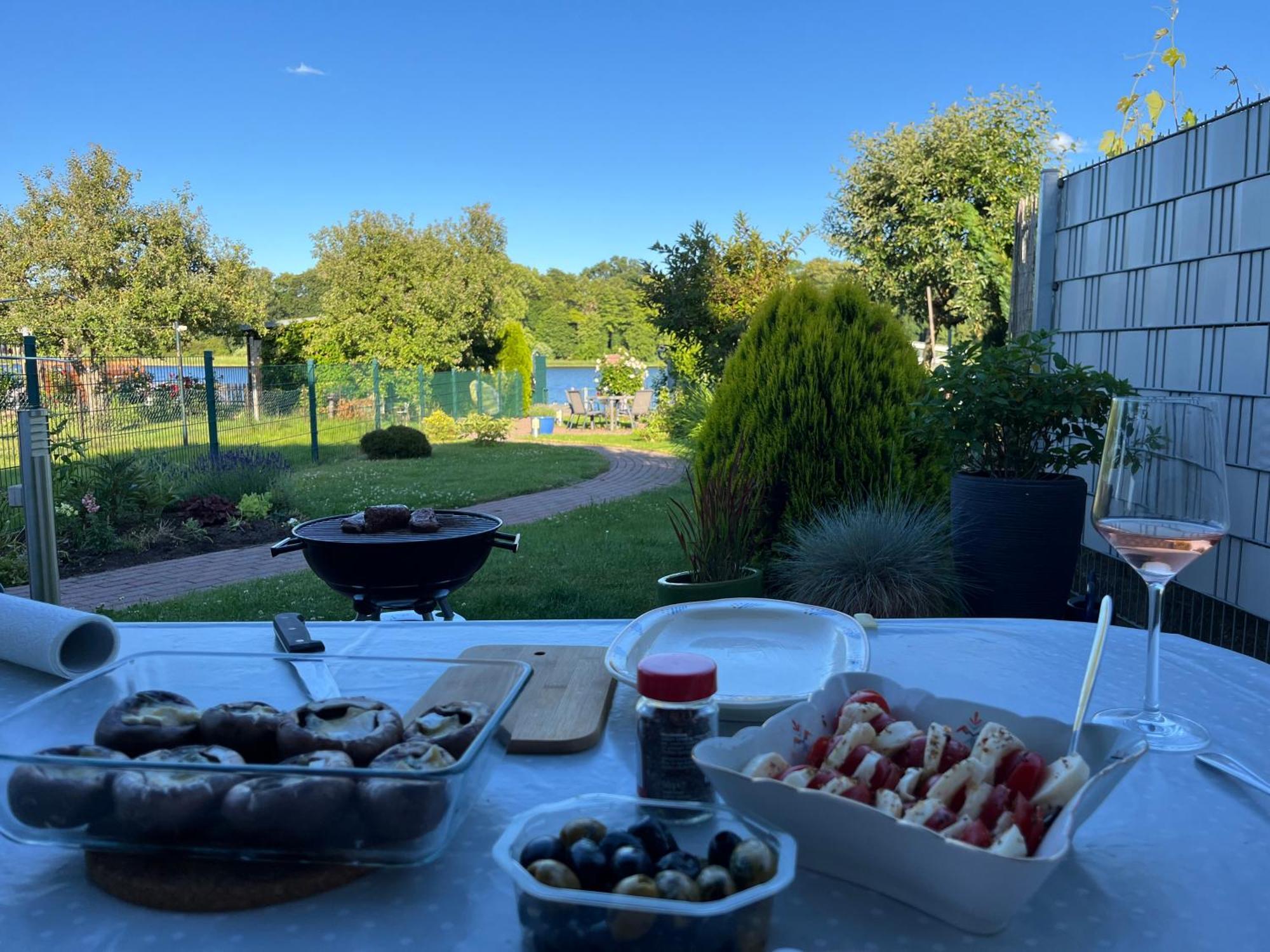 Ferienhaus Seekutter Mit Eigenem Seezugang Malchow  Camera foto